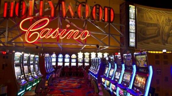 hollywood casino